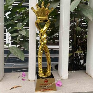 cup-composite-vuong-mien-than-xoan