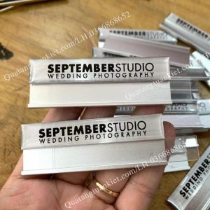 Bảng tên nhân viên thay tên loại 1(thay tên 1 nửa) 2 the-thay-ten-nhan-vien-bac