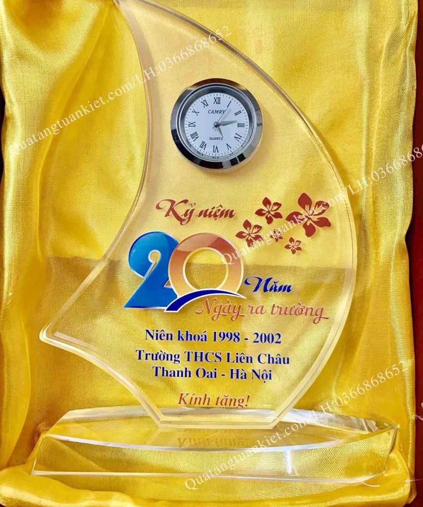 bieu-trung-pha-le-buom-cong-mat-dong-ho bieu-trung-pha-le-buom-cong-mat-dong-ho