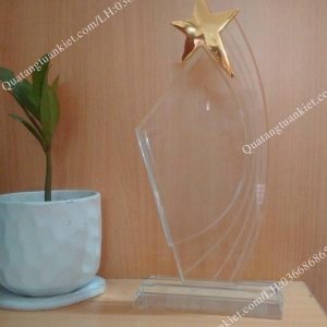 Biểu trưng pha lê buồm sao trong 2 ky-niem-chuong-pha-le-buom-sao-xanh