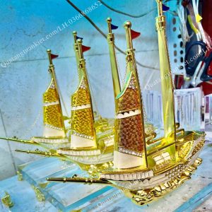 bo-de-ban-thuyen-ma-vang