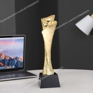 Cúp composite mẫu TK01 mạ vàng 1 cup-composite-mau-tk01