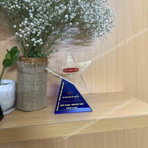 ky-niem-chuong-pha-le-sao-than-xanh