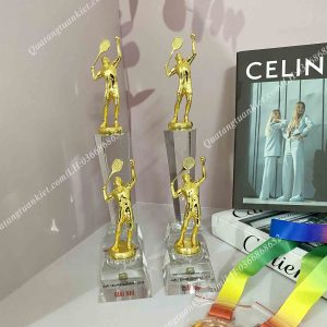 Cúp pha lê tennis kim loại mạ vàng cao 1 xuong-san-xuat-cup-pha-le-tennis-than-cao-tai-ha-noi