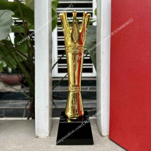 Cúp composite TK05 mạ vàng 1 cup-composite-tk05