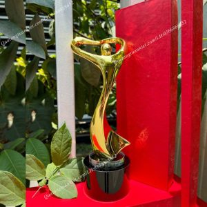 cup-pha-le-tinh-yeu-hy-vong-ma-vang