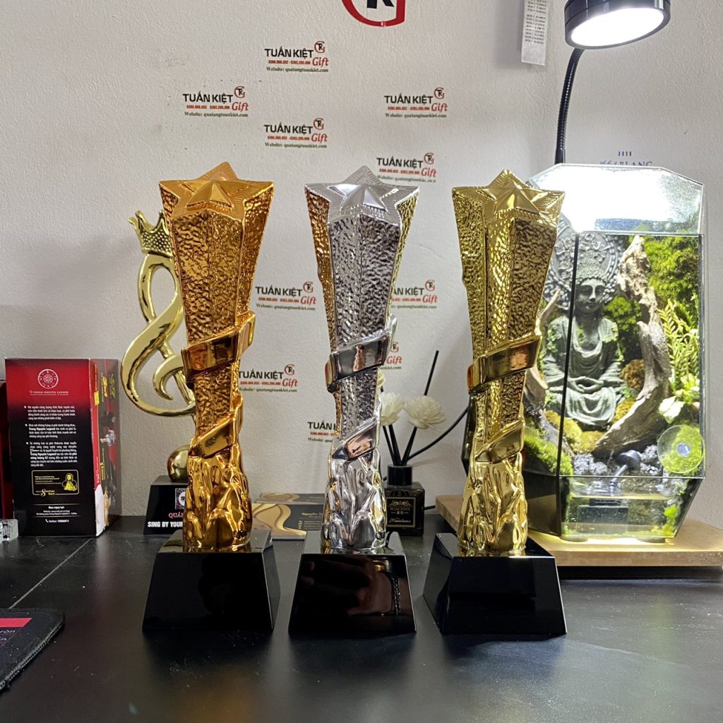 cup-vinh-danh-ma-vang-tk06 cup-vinh-danh-ma-vang-tk06