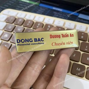 Bảng tên nhân viên đồng in UV 2 the-ten-nhan-vien-dong-in-uv