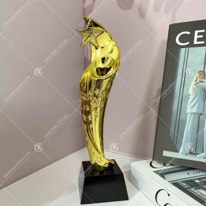 Cúp composite mạ vàng TK12 1 cup-composite-ma-vang-tk12