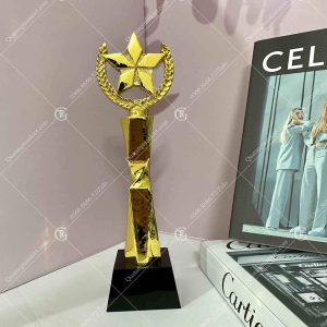 cup-composite-sao-nguyet-que-ma-vang