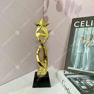 Cúp composite mạ vàng TK09 2 xuong-san-xuat-cup-composite-tk09