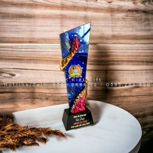 cup-pha-le-duong-den-vinh-quang