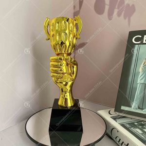 cup-composite-ban-tay-cam-cup