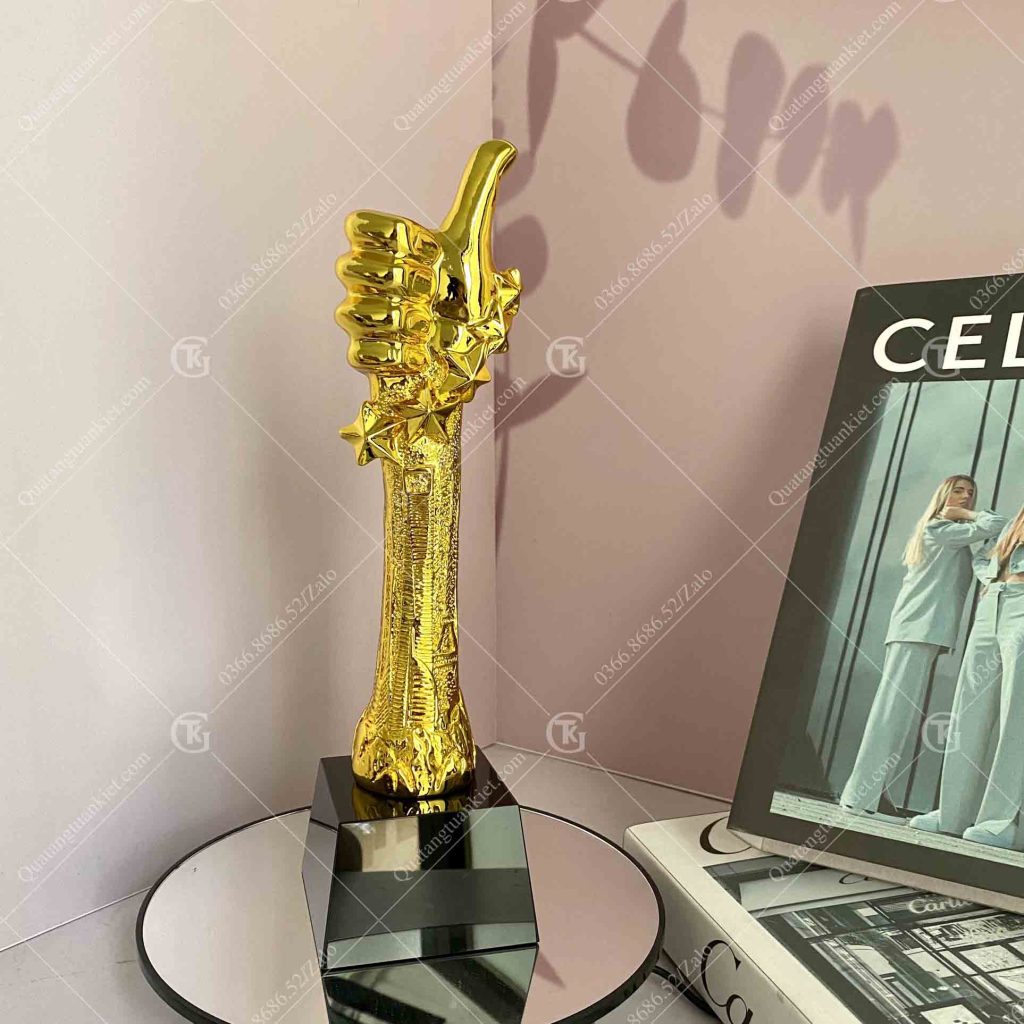 cup-composite-ban-tay-like-ma-vang cup-composite-ban-tay-like-ma-vang