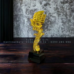 lam-cup-composite-thuyen-ma-vang-tai-ha-noi