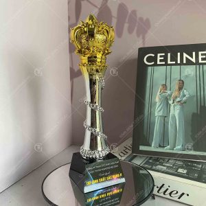 Cúp composite vương miện 1 mạ màu 3 lam-cup-compossite-vuong-mien-1-ma-mau-gradient-tai-ha-noi